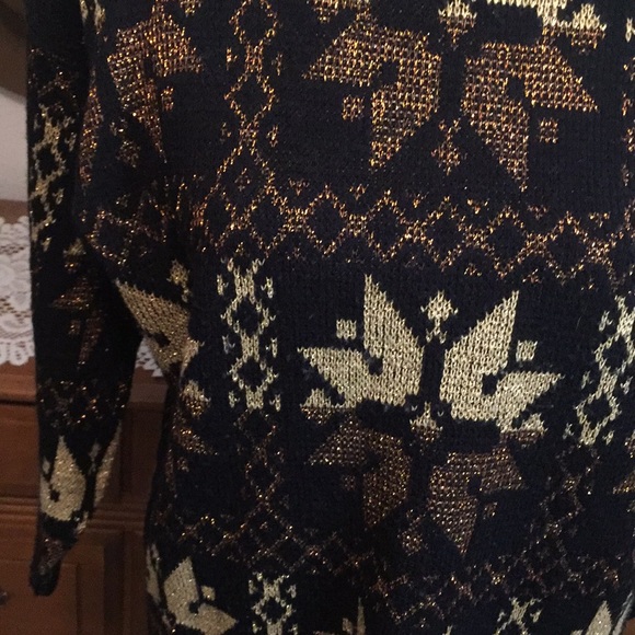 VTG 80’s Metallic Snowflake Knit Sweater - Picture 12 of 14